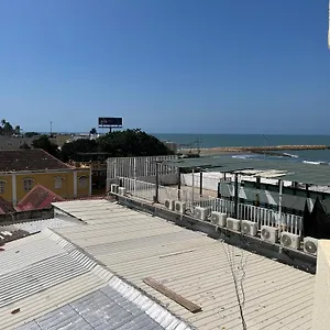 Cabrero, Cerca De La Ciudad Amurallada Y Playa Cartagena